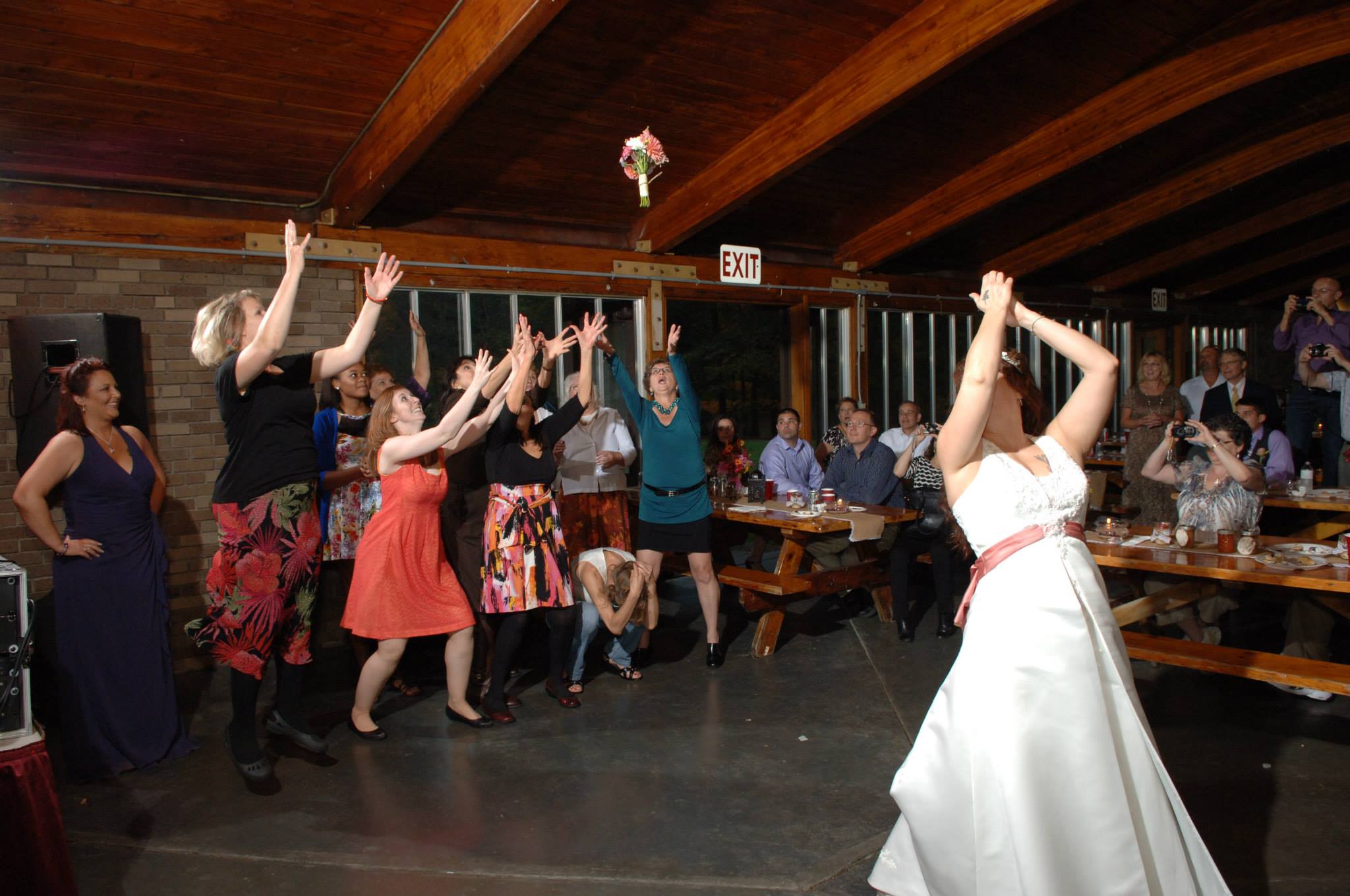 100 Bouquet Toss Songs for Your Wedding Reception